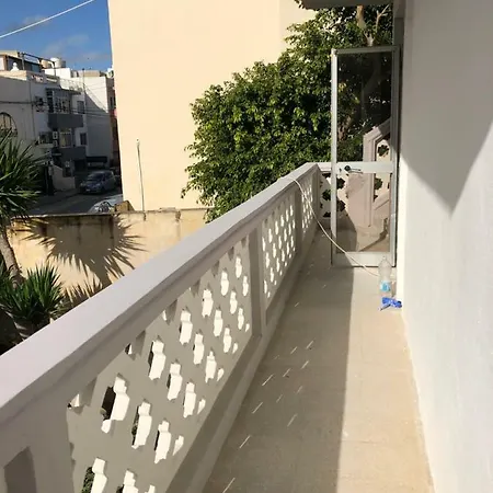 Vandrarhem Swieqi *