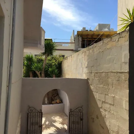 Swieqi * Is-Swieqi